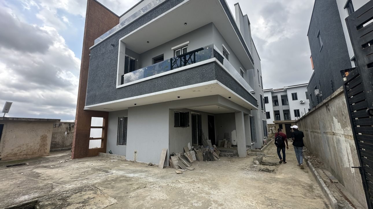 DETACHED DUPLEX FOR SALE — IKEJA GRA