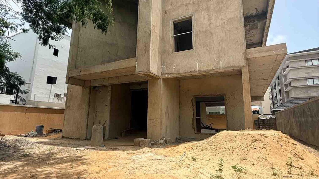 7-Bedroom Detached Luxury Home on 660sqm