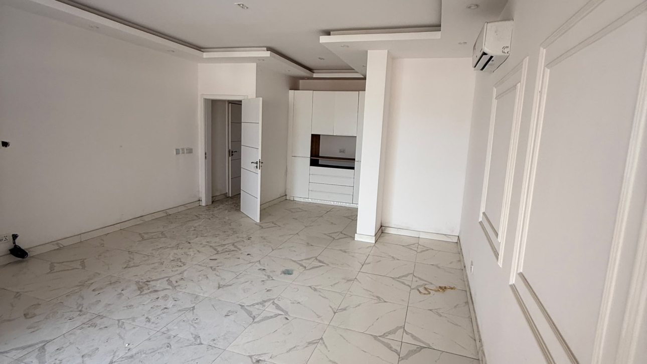 Waterfront 4 Bedroom Maisonette For Rent at Banana Island Road