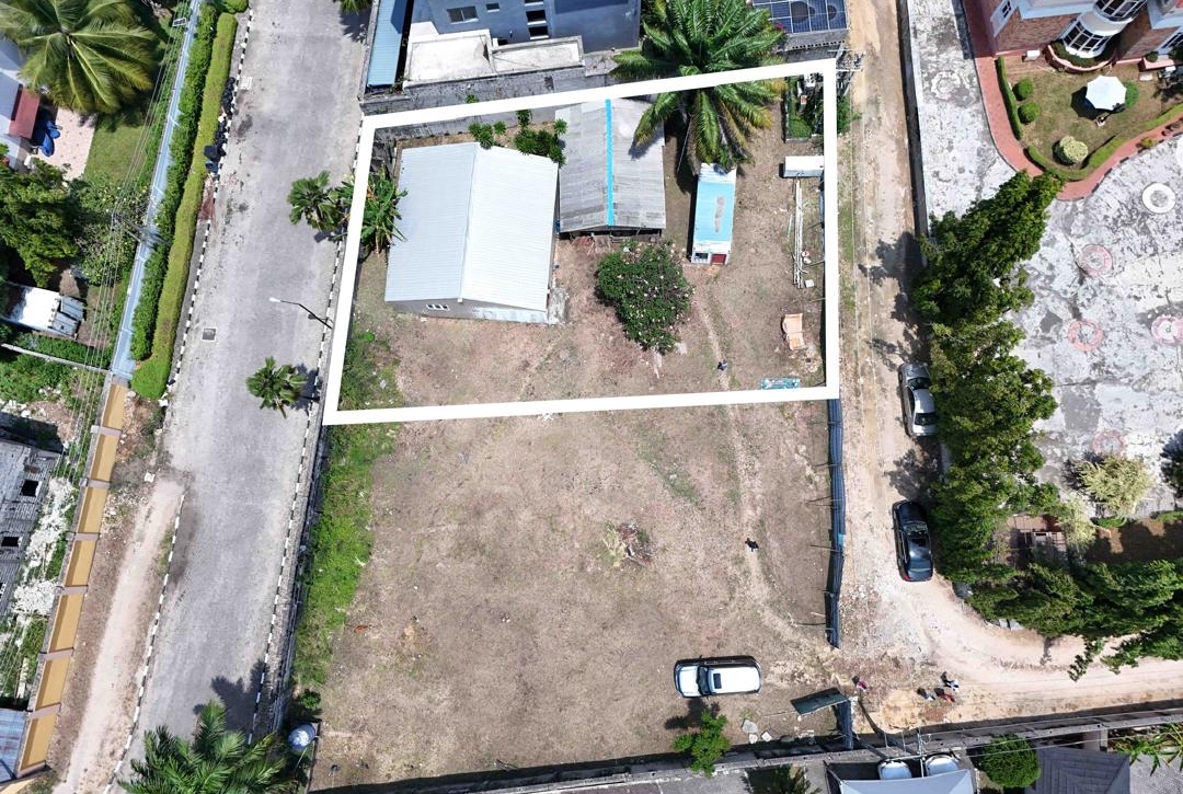 Small Plot for Sale: Old Ikoyi